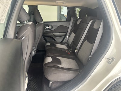 2017 Jeep Cherokee Altitude