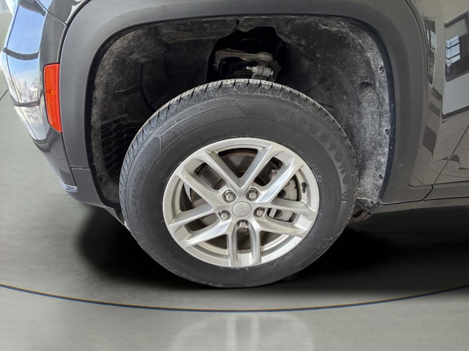 2024 Jeep Grand Cherokee L Laredo