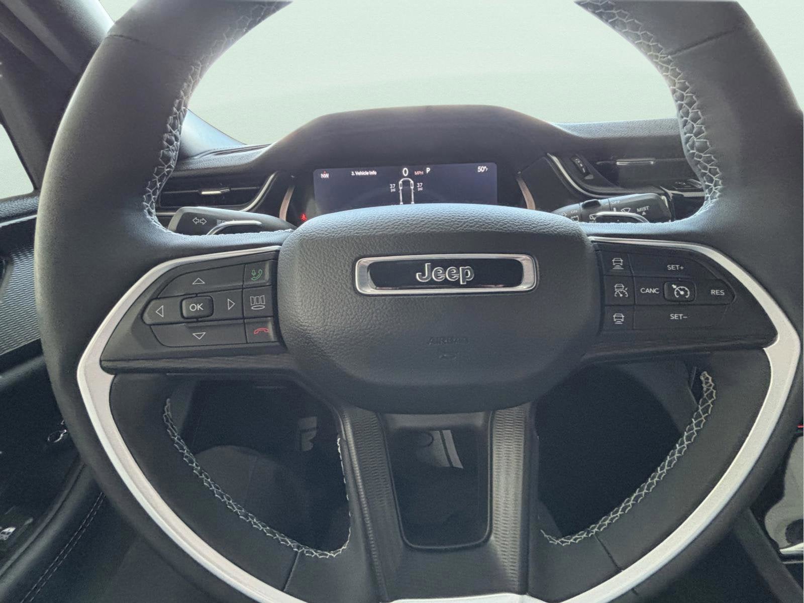2024 Jeep Grand Cherokee L Laredo