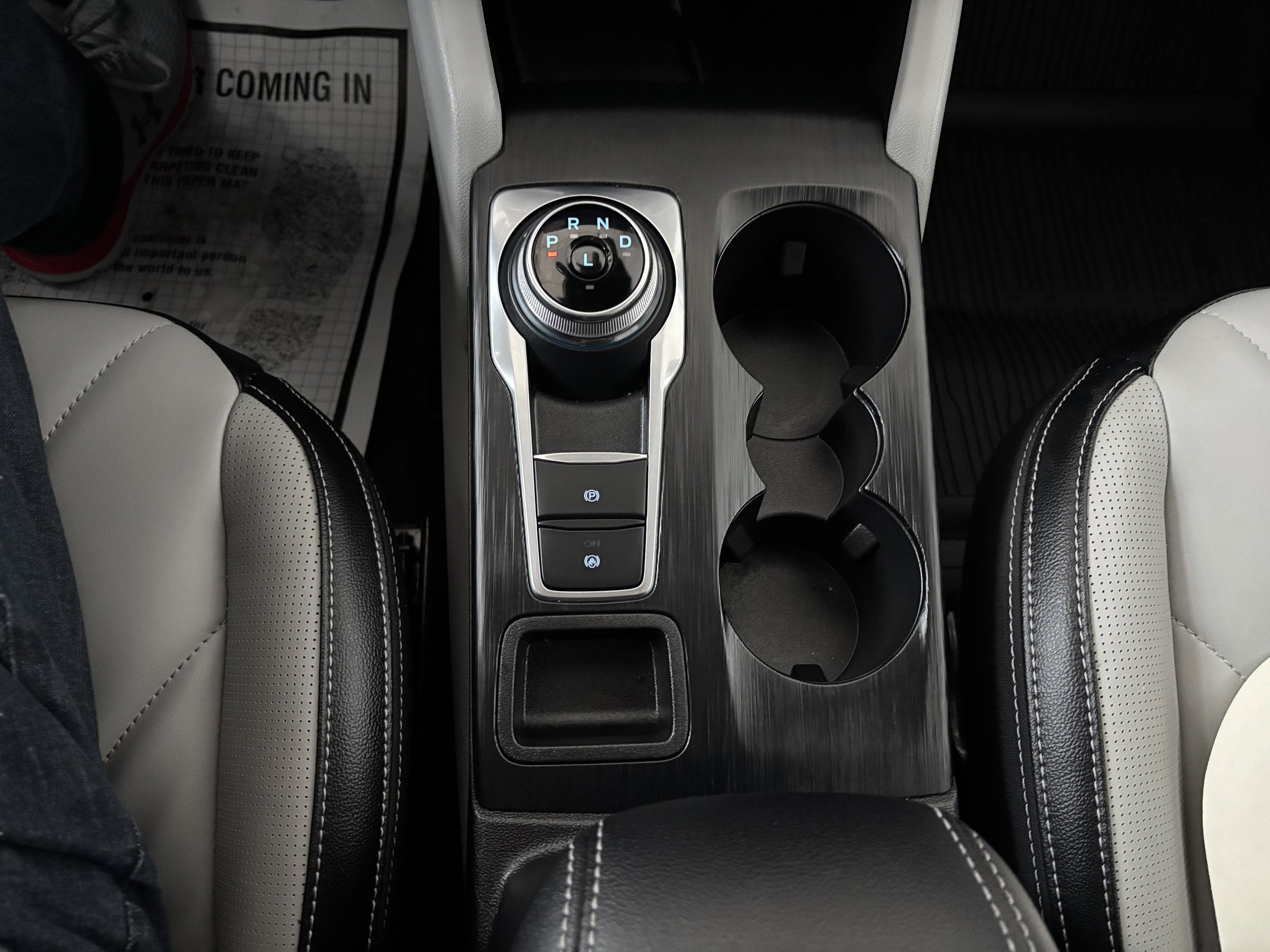 2025 Ford Escape Platinum