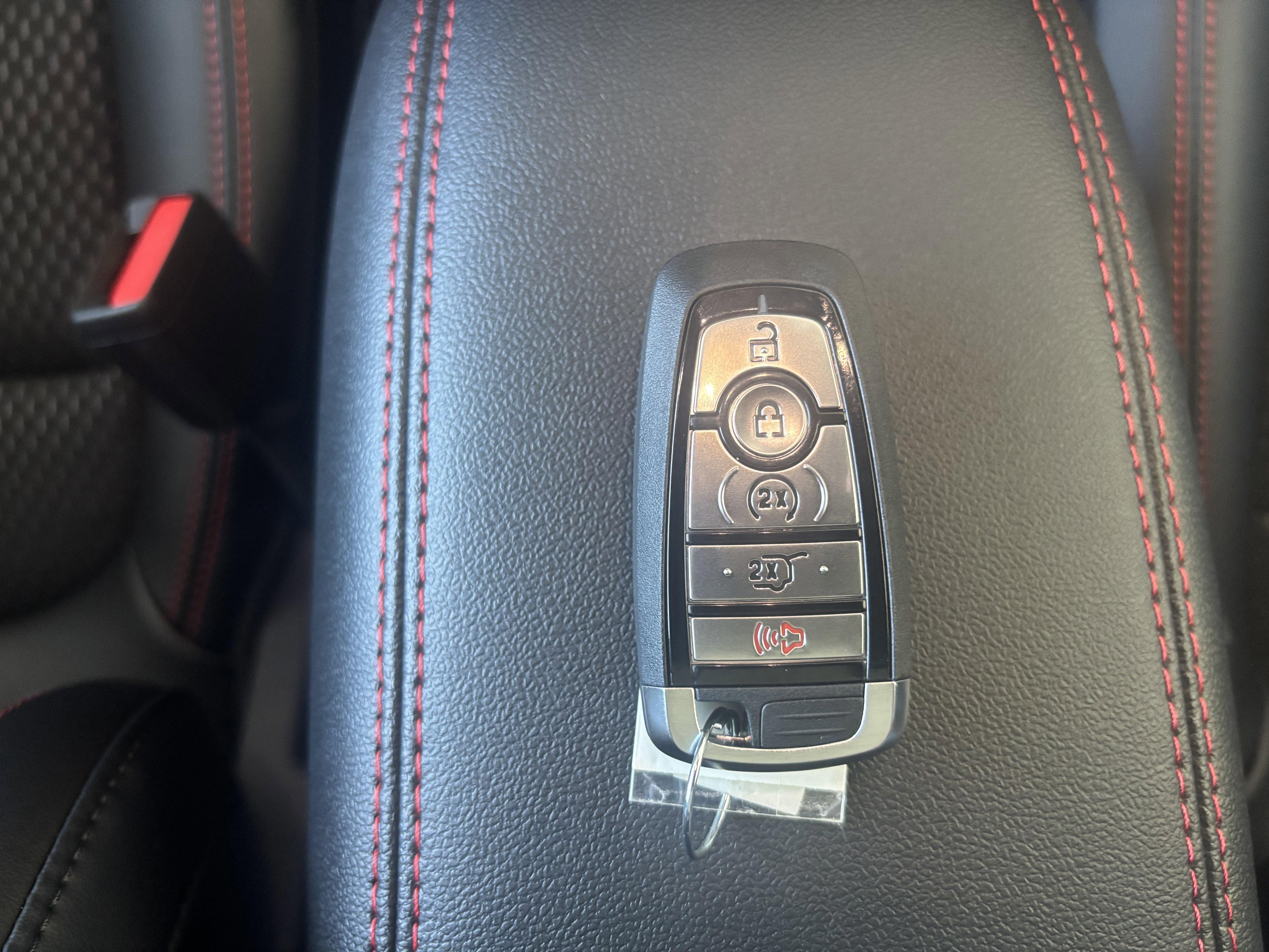 2026 Ford Escape ST-Line Select