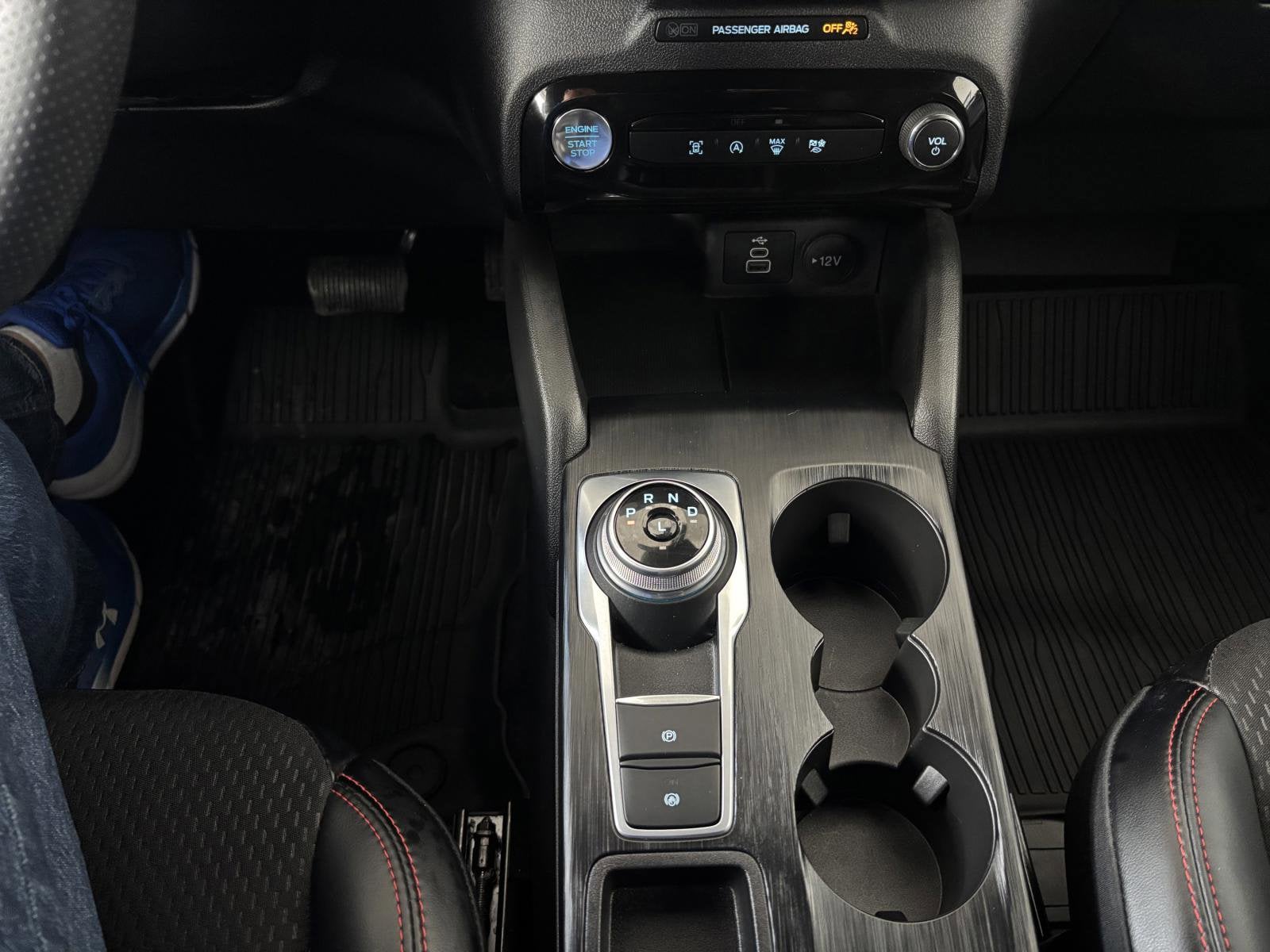 2025 Ford Escape ST-Line Select