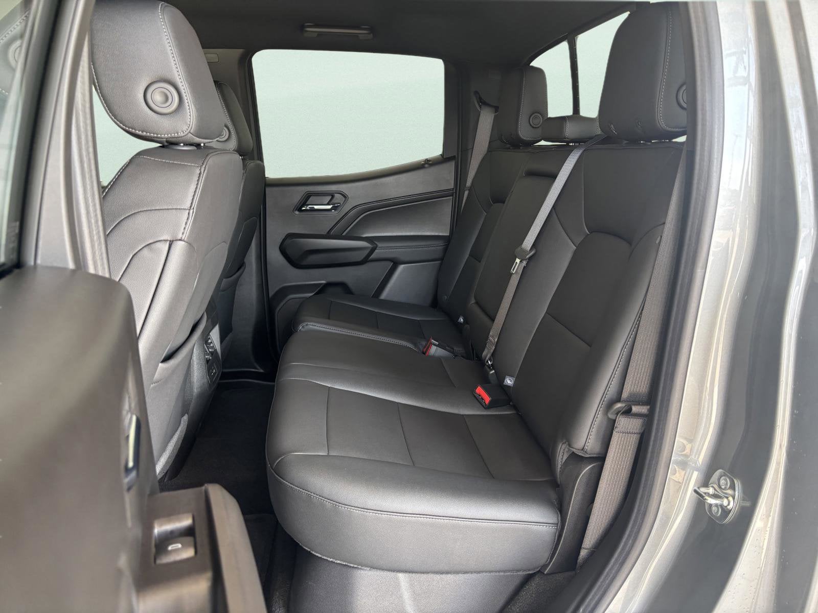 2025 Chevrolet Colorado 4WD LT